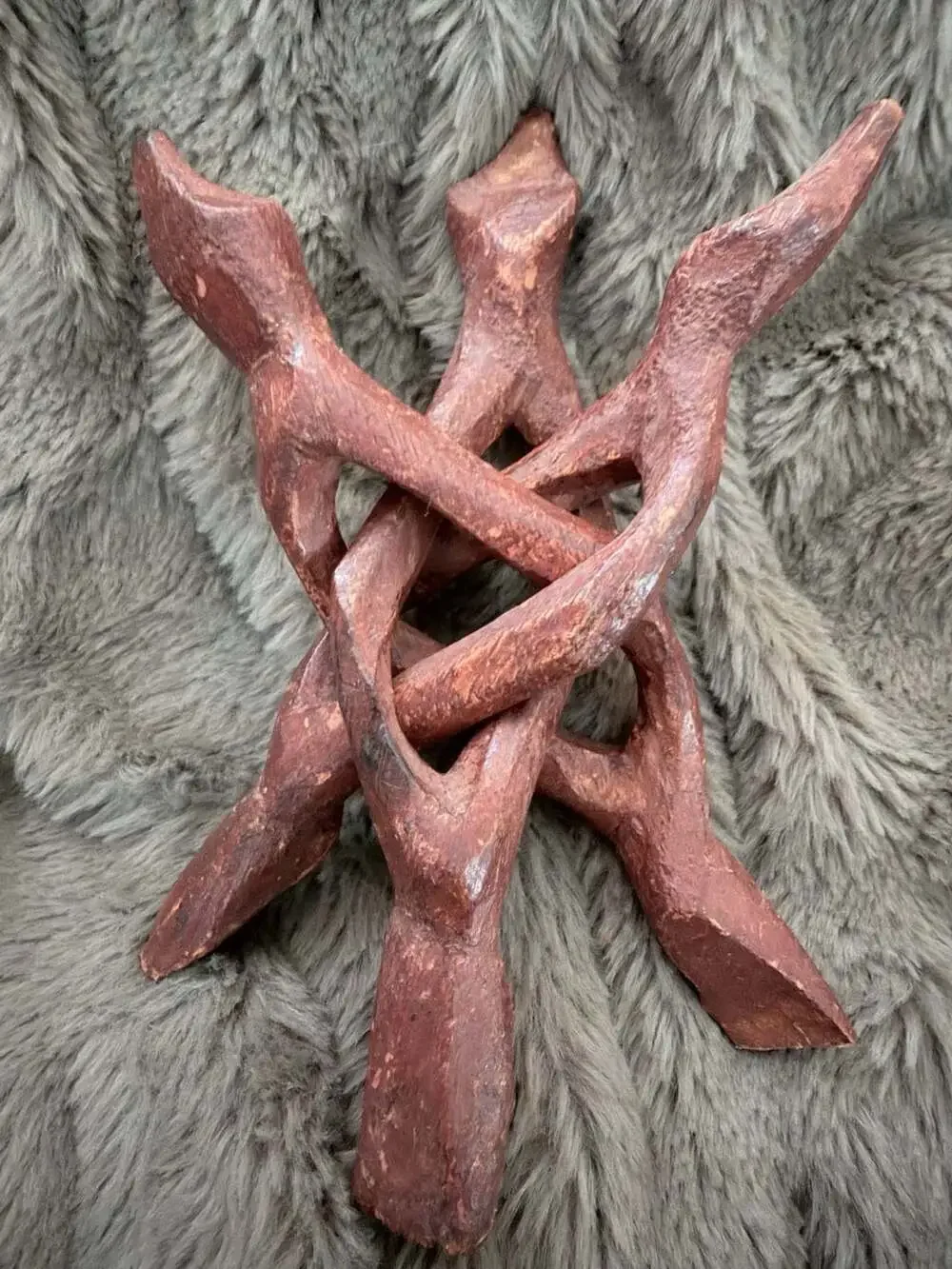 5.5 Inch Vintage MCM Hand Carved Wood Animal Display Collapsible Tripod Bowl Pla